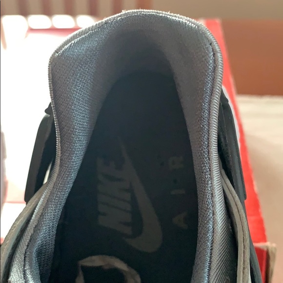 Nike Air Huarache - Picture 8 of 10